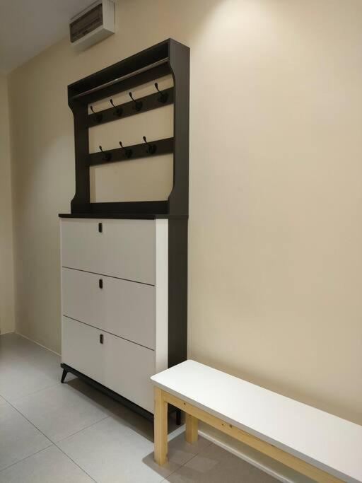 Apartment Armadale Residence-3r3b-galacity Airport-free 2 Parking