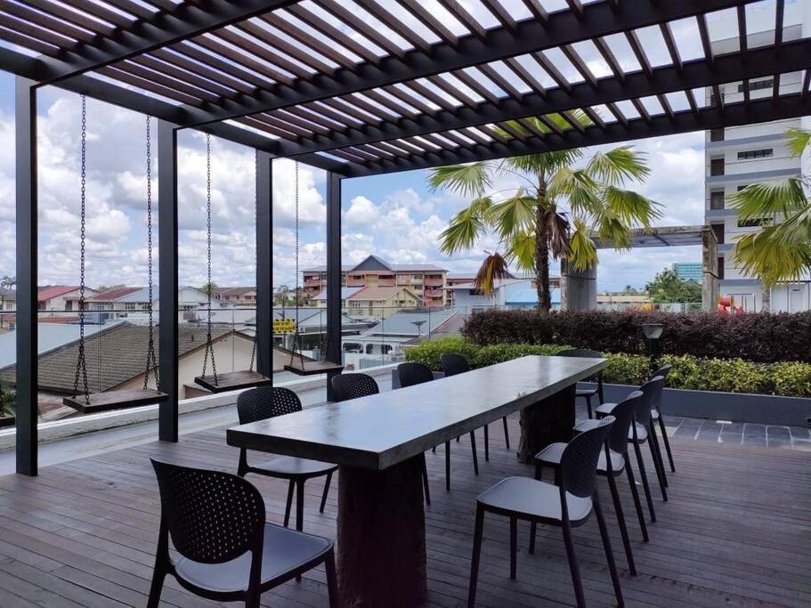 Apartment Armadale Residence-3r3b-galacity Airport-free 2 Parking