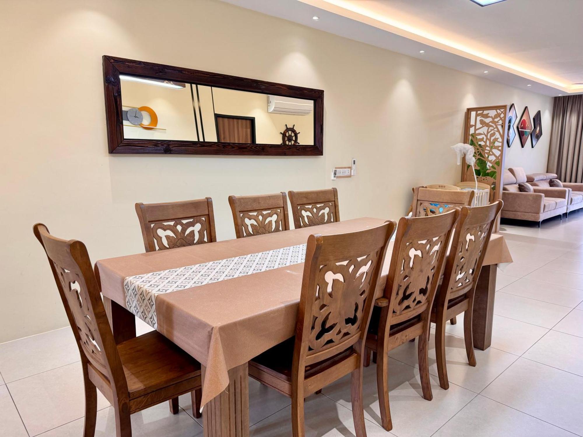 Armadale Residence-3r3b-galacity Airport-free 2 Parking Apartment Kuching